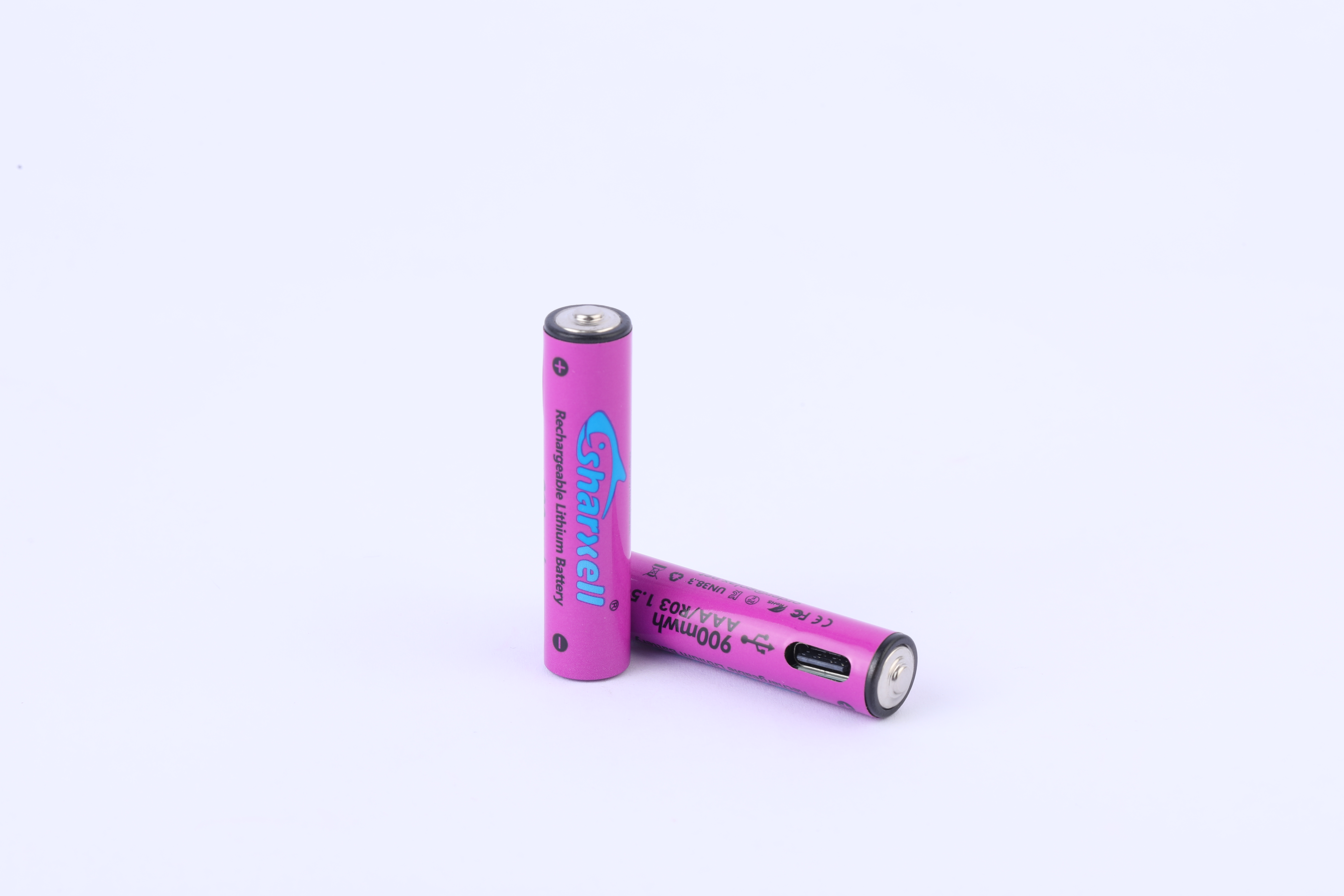 Purple Sharxell AAA 1.5V 900mWh USB-C rechargeable lithium battery