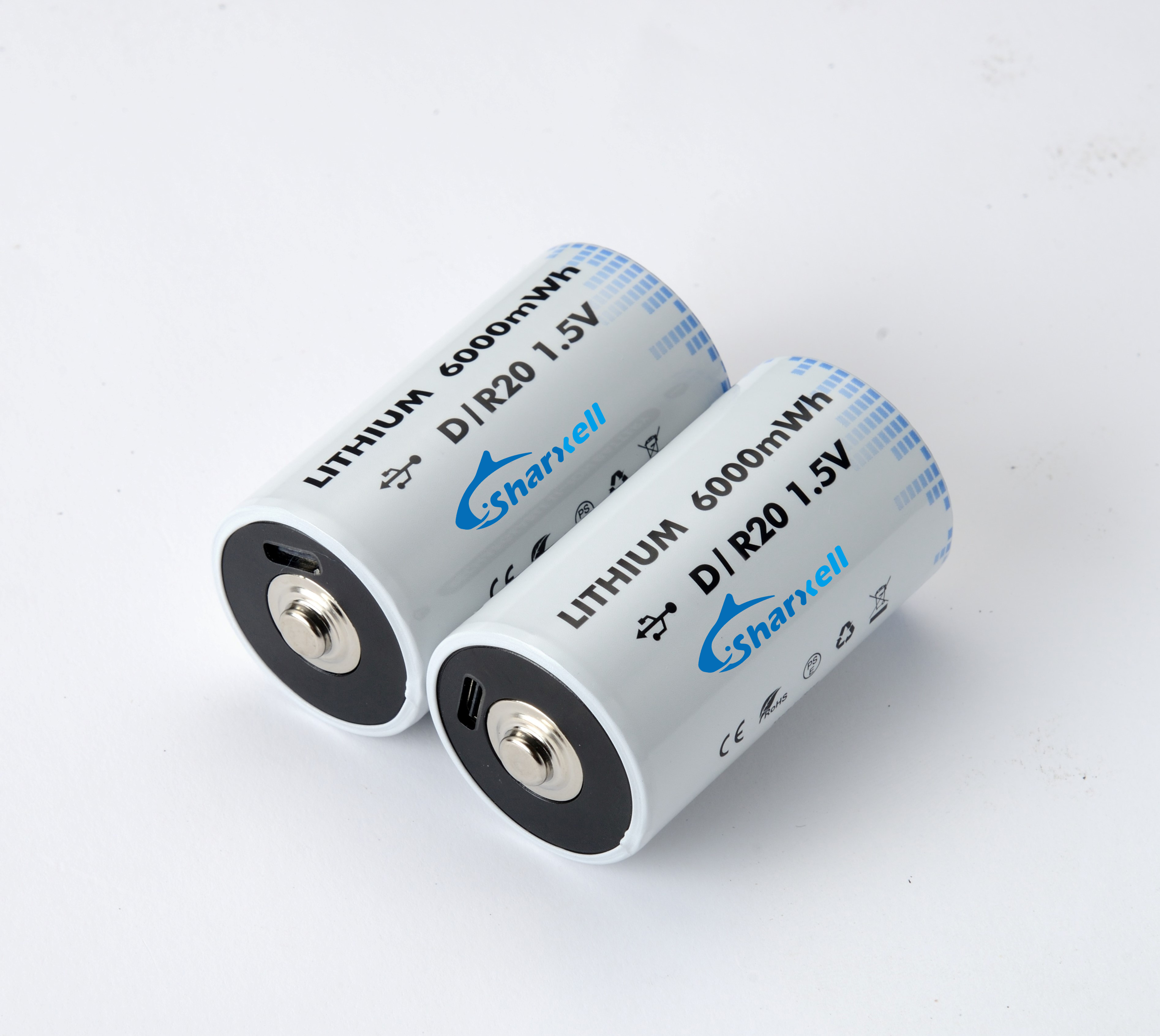 White Sharxell D 1.5V 6000mWh USB-C rechargeable lithium battery